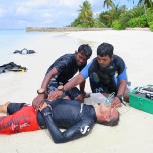 Rescue Diver Course (optional: plus EFR)